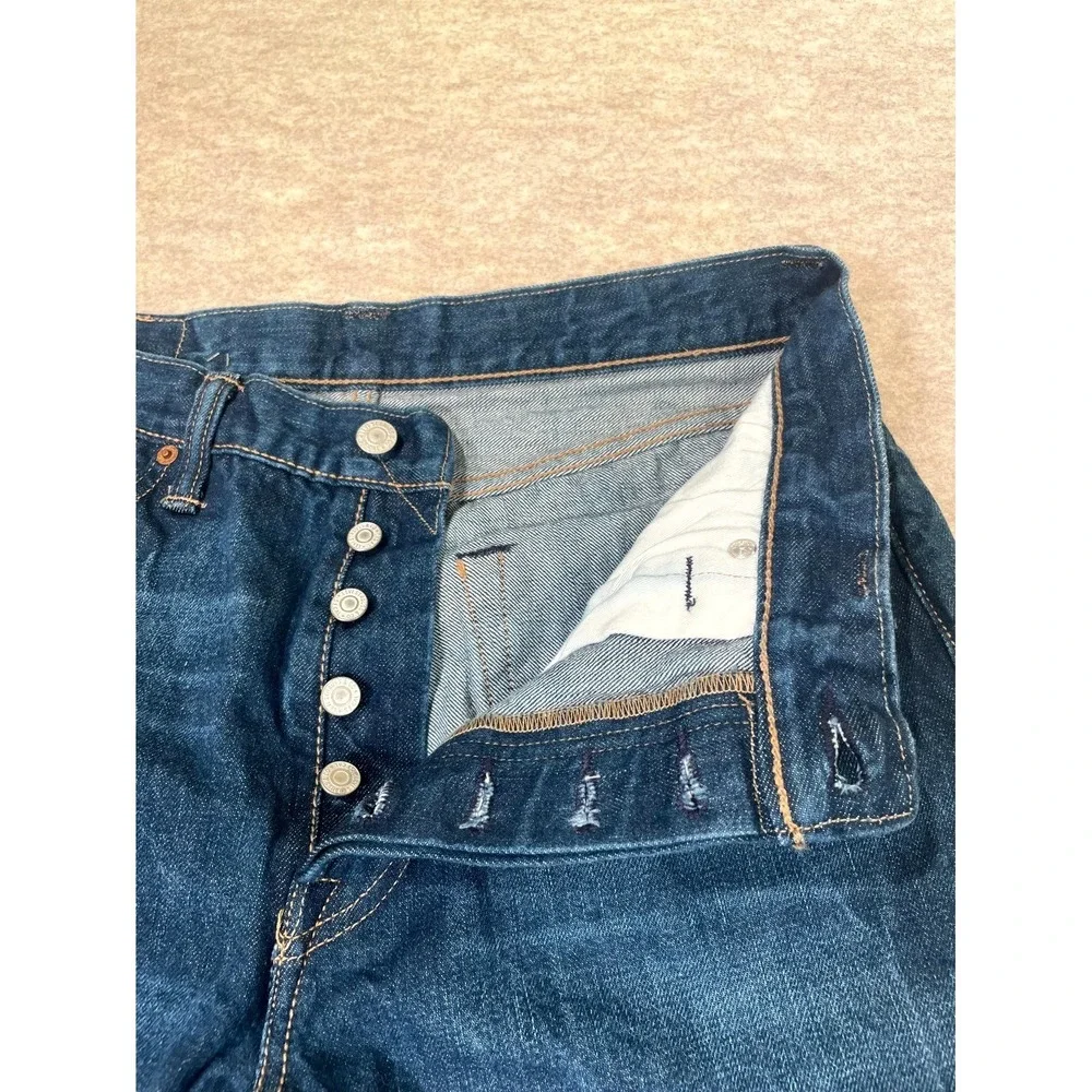 Vintage Levi's 501 Original Fit Jeans Men 34x30 Blue Whiskering Denim Button Fly